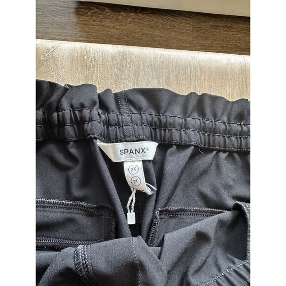 Spanx On the Move Stretch Cargo Joggers in Black Size 2X - Picture 2 of 5